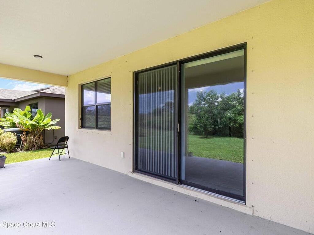 947 Remington Green Drive, Palm Bay, FL 32909