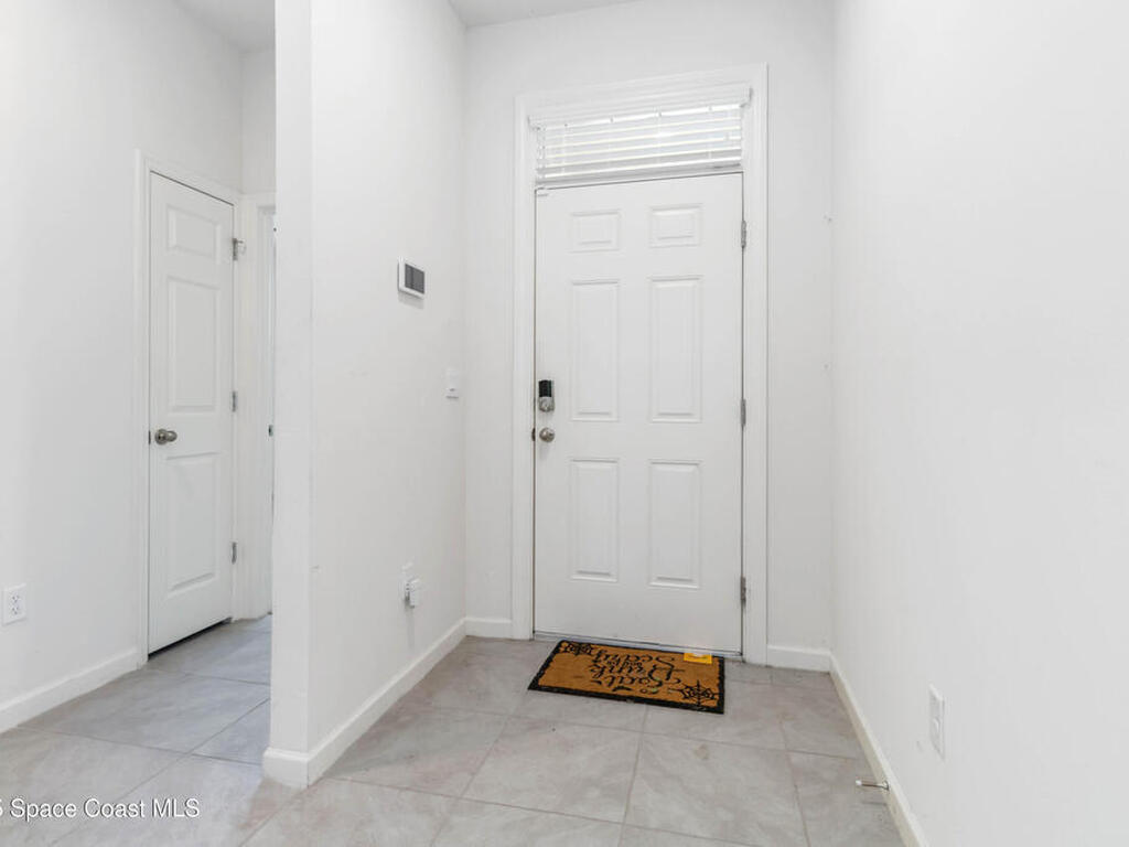 947 Remington Green Drive, Palm Bay, FL 32909