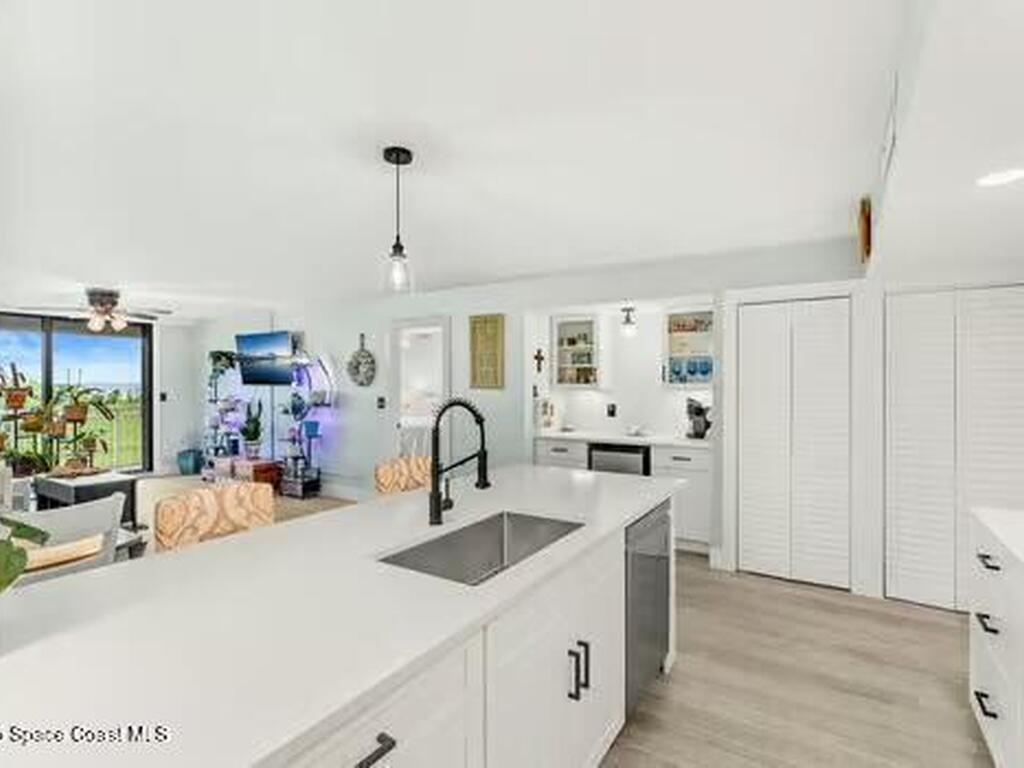 877 N Highway A1a, Indialantic, FL 32903