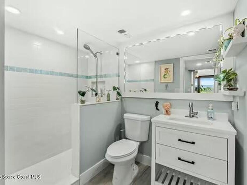 877 N Highway A1a, Indialantic, FL 32903