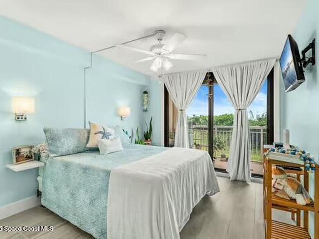 877 N Highway A1a, Indialantic, FL 32903