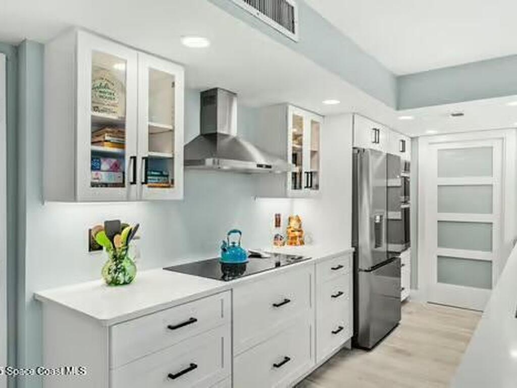 877 N Highway A1a, Indialantic, FL 32903