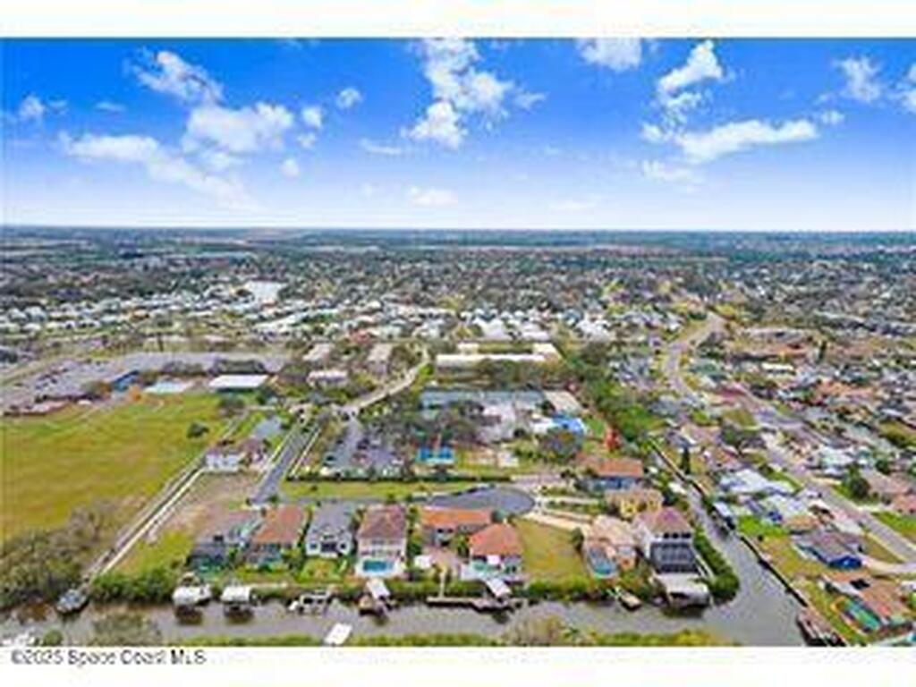 541 Treviso Drive, Apollo Beach, FL 33572