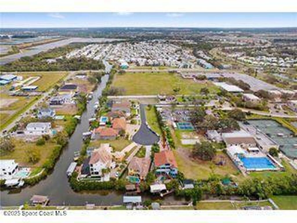 541 Treviso Drive, Apollo Beach, FL 33572