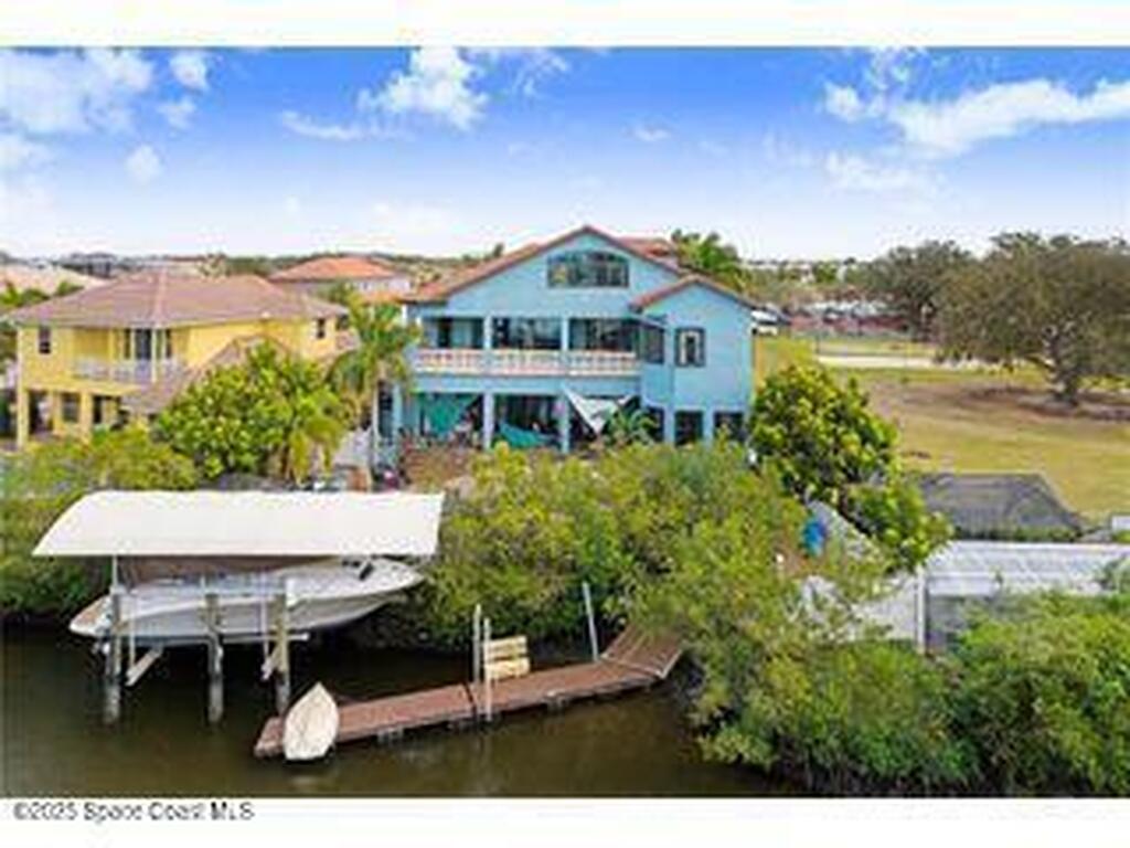 541 Treviso Drive, Apollo Beach, FL 33572