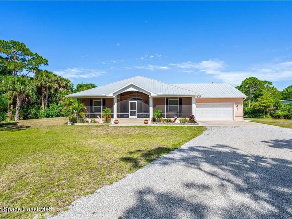 3975 Pepper Tree Street, Grant, FL 32949
