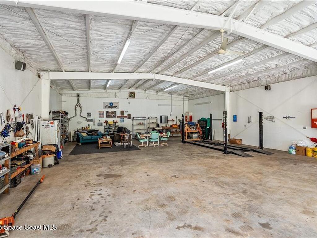 3975 Pepper Tree Street, Grant, FL 32949