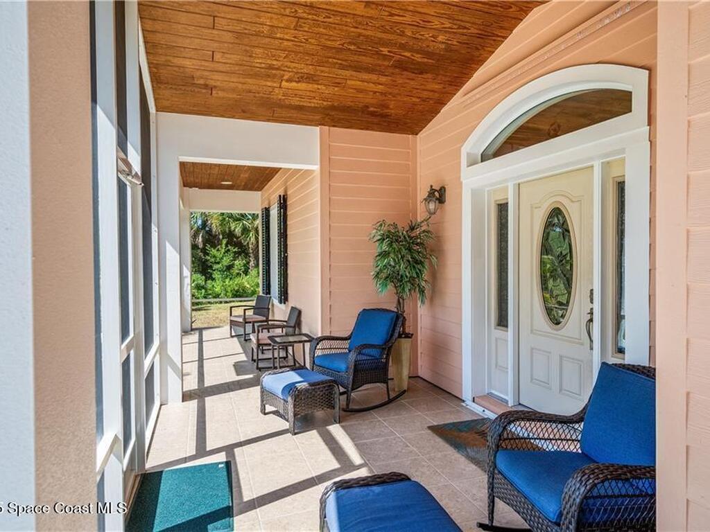 3975 Pepper Tree Street, Grant, FL 32949