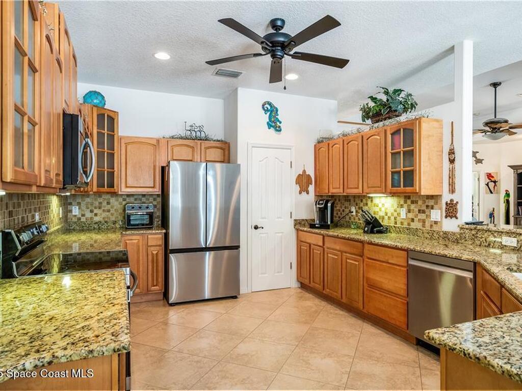 3975 Pepper Tree Street, Grant, FL 32949