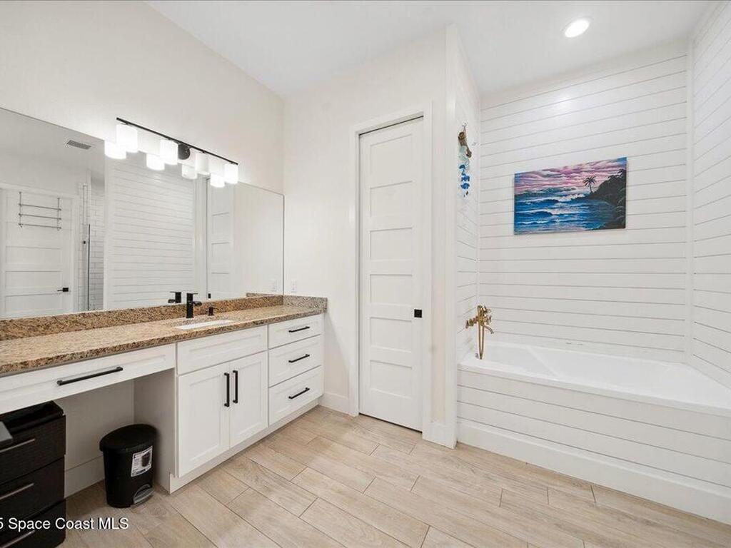 6190 Brabrook Avenue, Grant, FL 32949