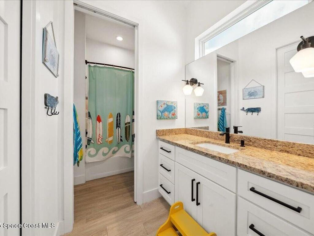 6190 Brabrook Avenue, Grant, FL 32949