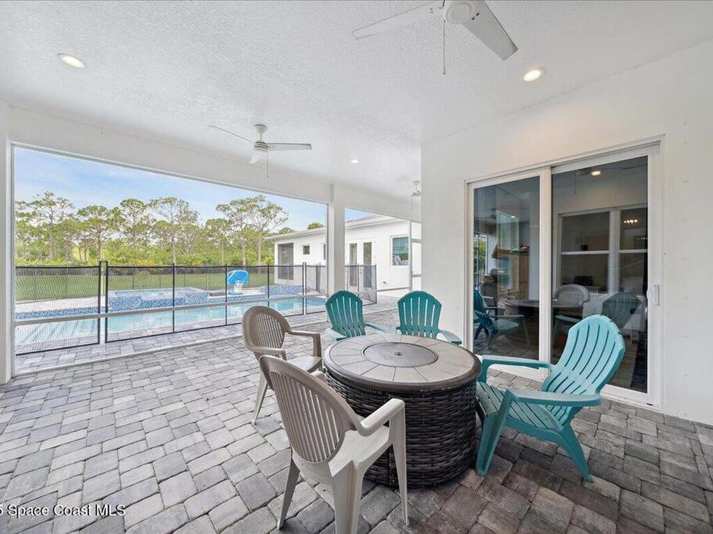 6190 Brabrook Avenue, Grant, FL 32949