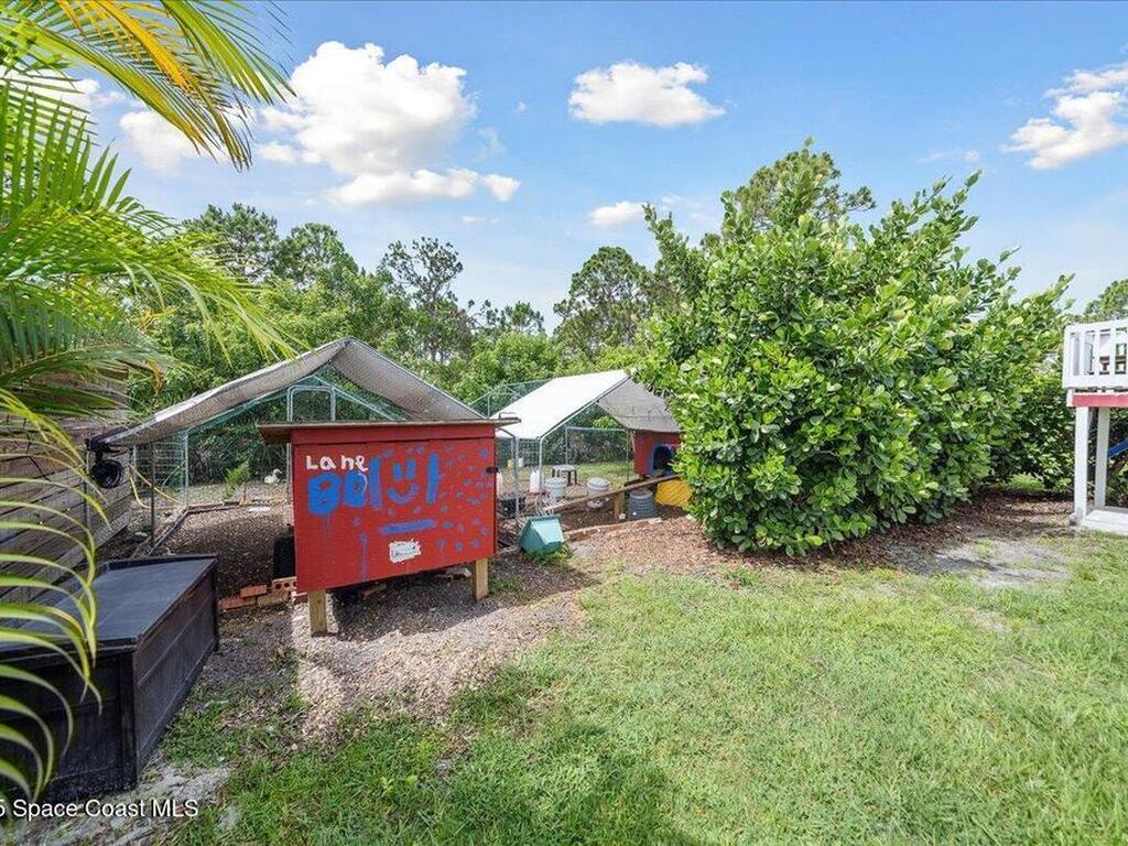 6190 Brabrook Avenue, Grant, FL 32949