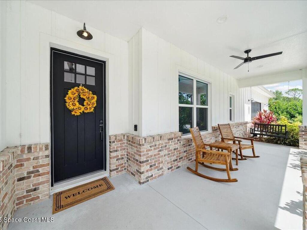 6190 Brabrook Avenue, Grant, FL 32949