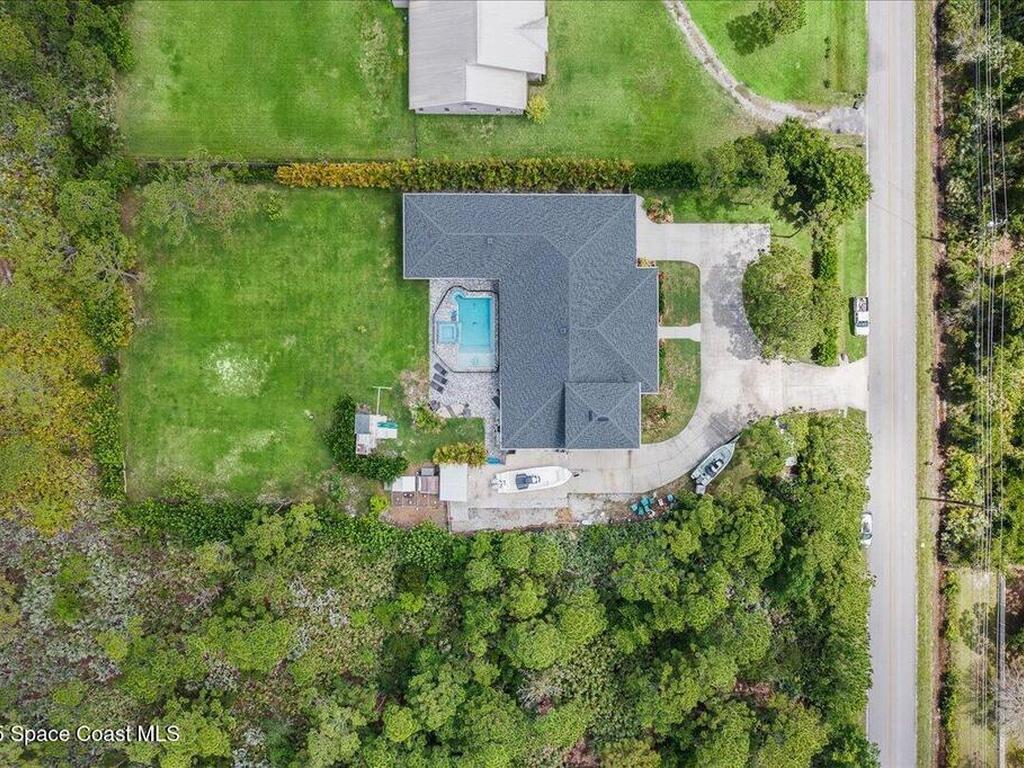 6190 Brabrook Avenue, Grant, FL 32949