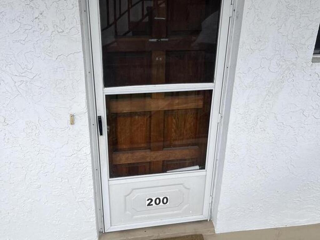 725 Port Malabar Boulevard, Palm Bay, FL 32905