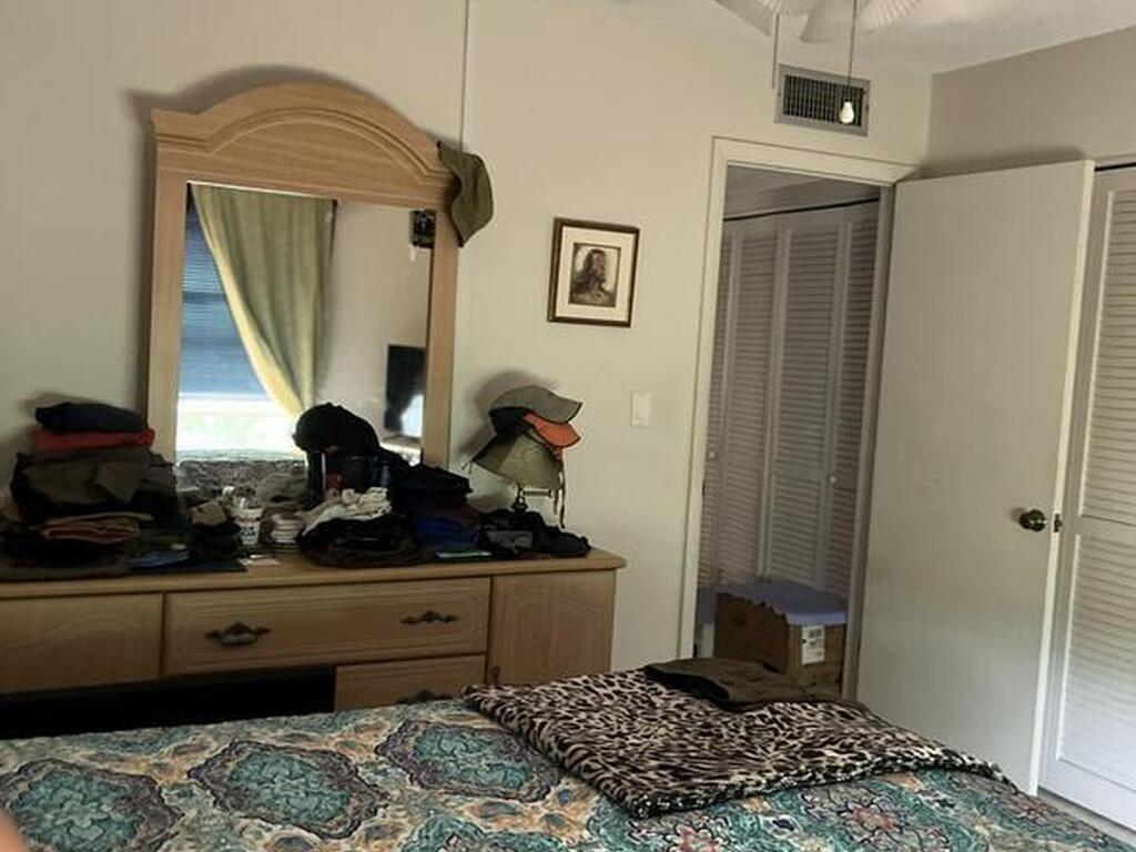 725 Port Malabar Boulevard, Palm Bay, FL 32905