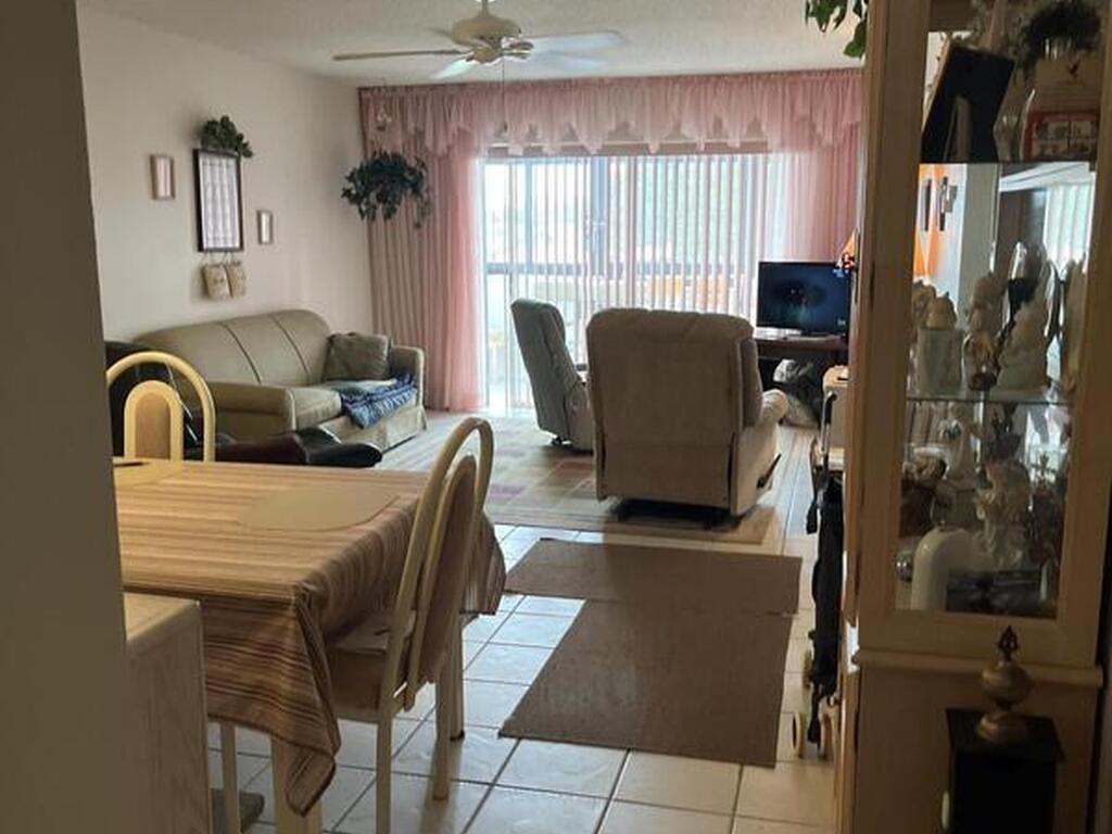 725 Port Malabar Boulevard, Palm Bay, FL 32905