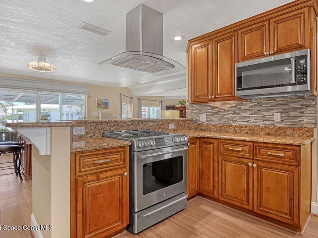 55 Country Club Road, Cocoa Beach, FL 32931