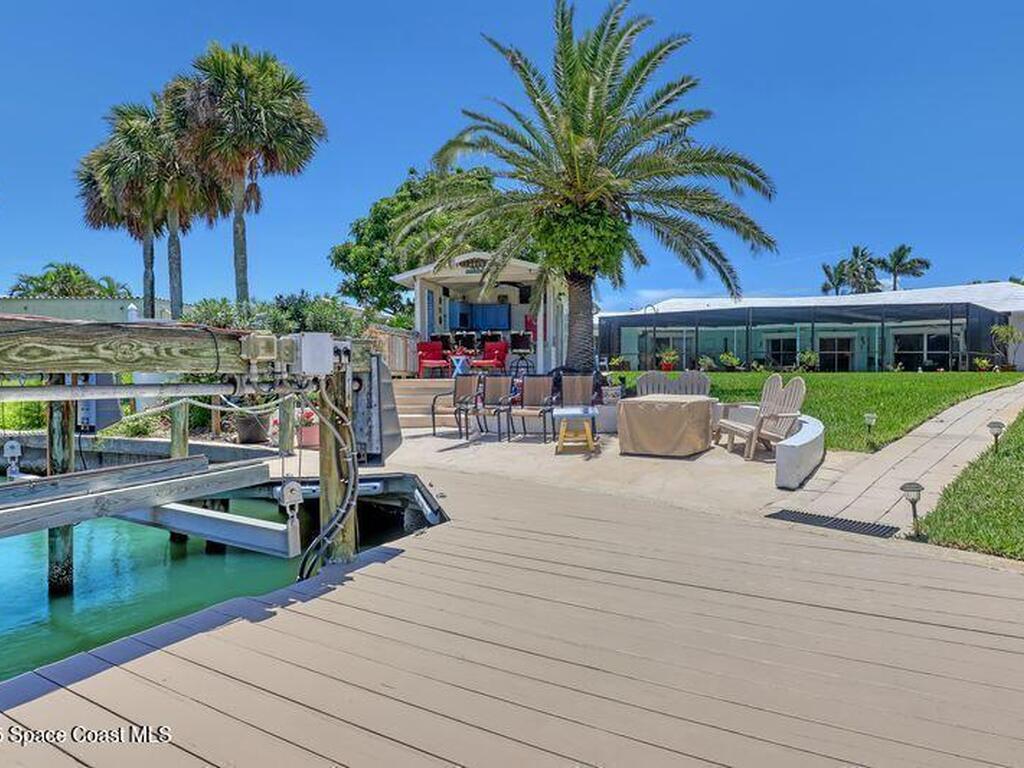 55 Country Club Road, Cocoa Beach, FL 32931