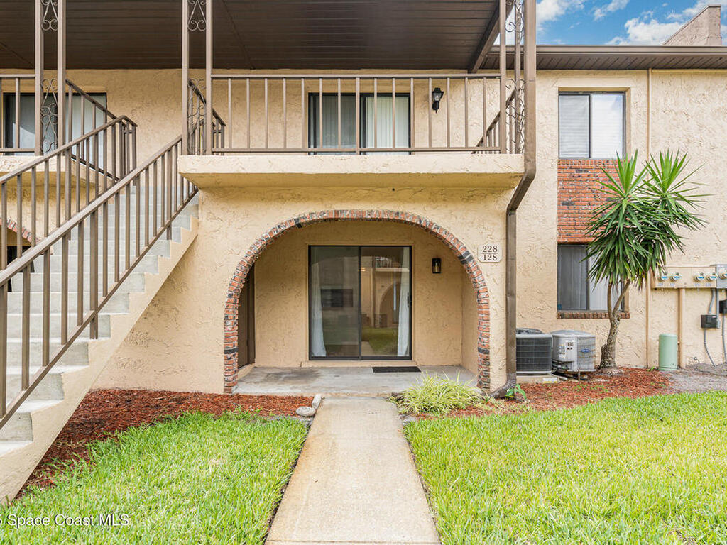 128 San Paulo Circle, West Melbourne, FL 32904