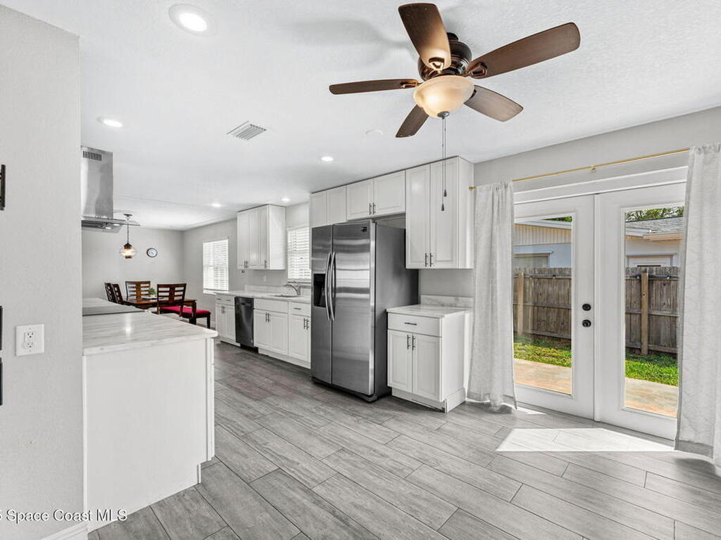 947 Bluewater Drive, Indian Harbour Beach, FL 32937