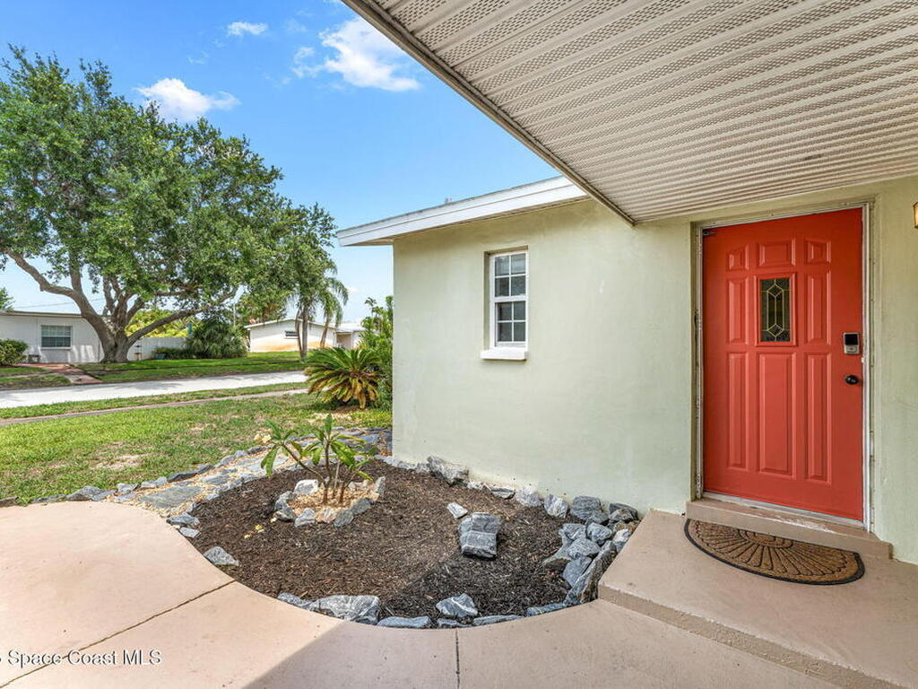 947 Bluewater Drive, Indian Harbour Beach, FL 32937