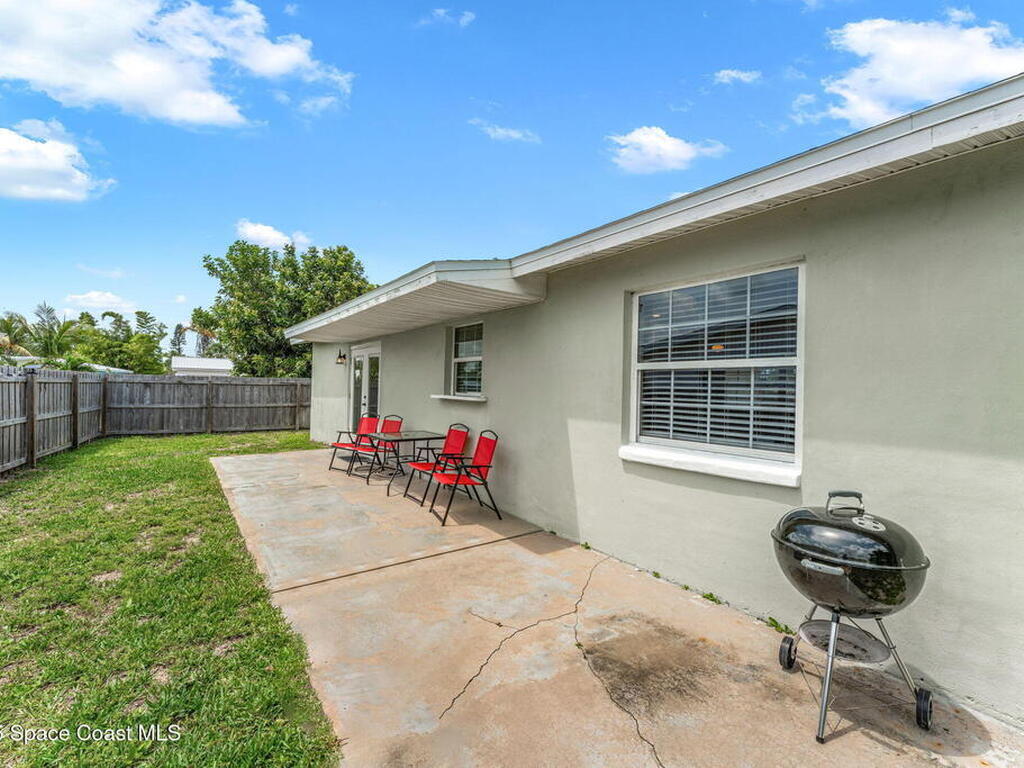 947 Bluewater Drive, Indian Harbour Beach, FL 32937