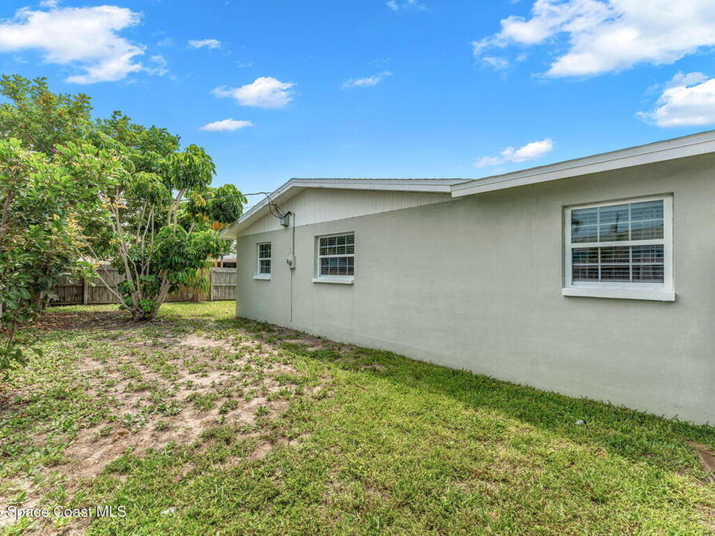 947 Bluewater Drive, Indian Harbour Beach, FL 32937