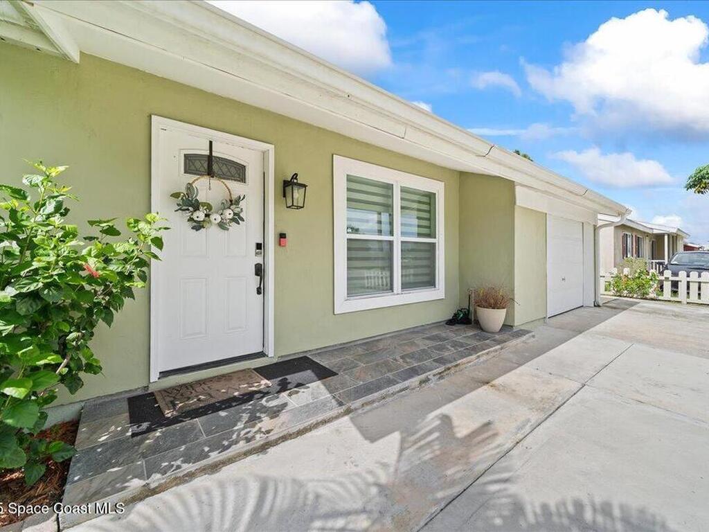 1238 Port Malabar Boulevard, Palm Bay, FL 32905