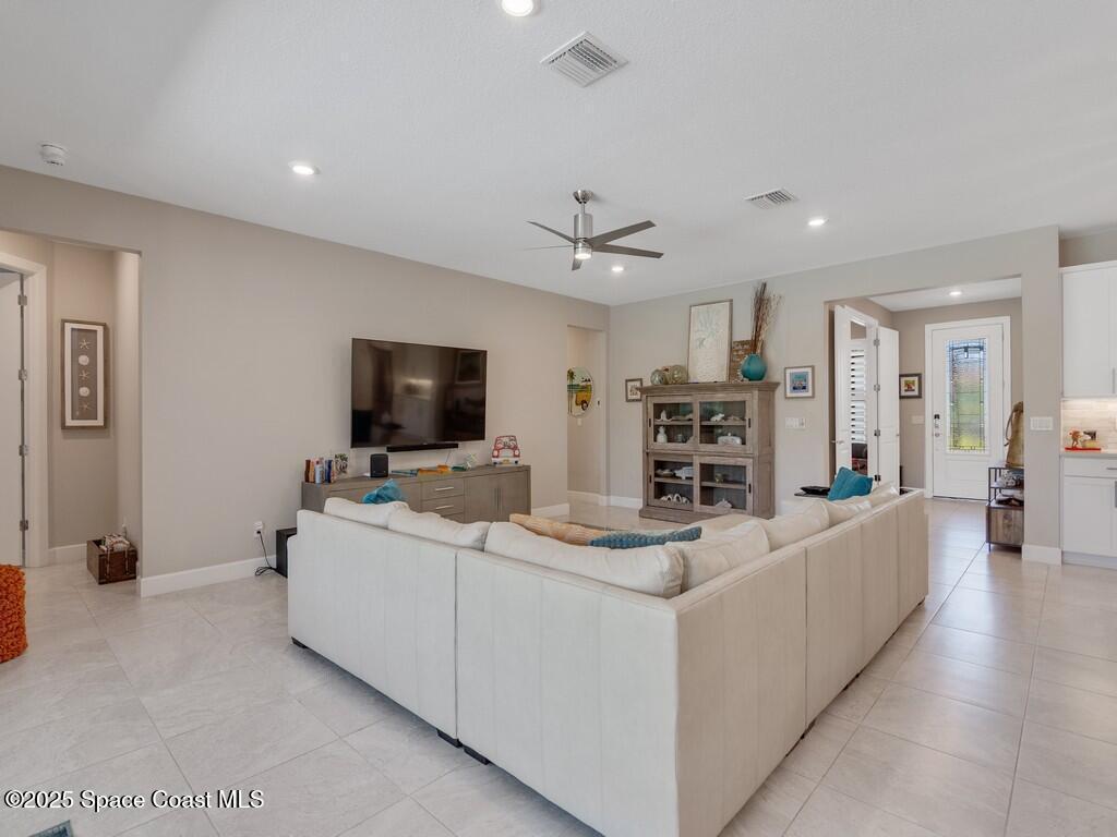 5082 Monroe Circle, Vero Beach, FL 32967