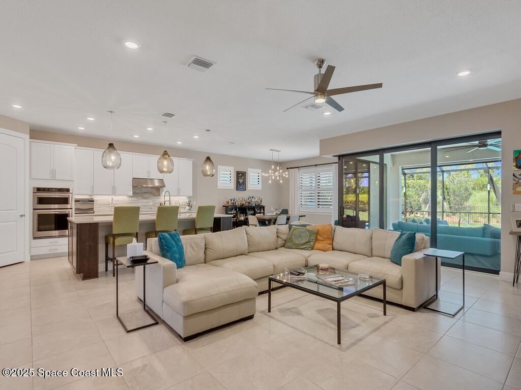 5082 Monroe Circle, Vero Beach, FL 32967