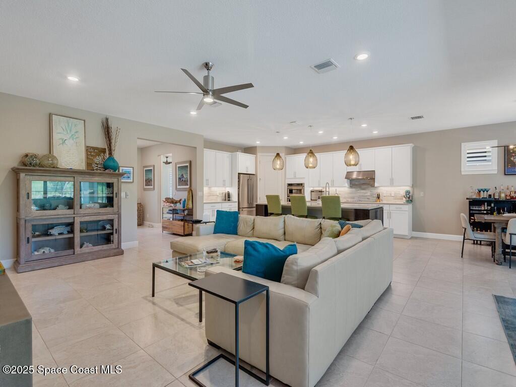 5082 Monroe Circle, Vero Beach, FL 32967