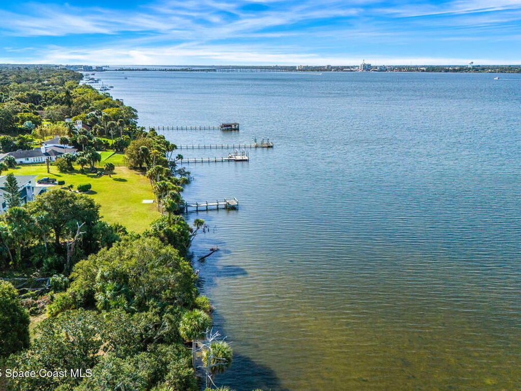 1405 N Tropical Trail, Merritt Island, FL 32953