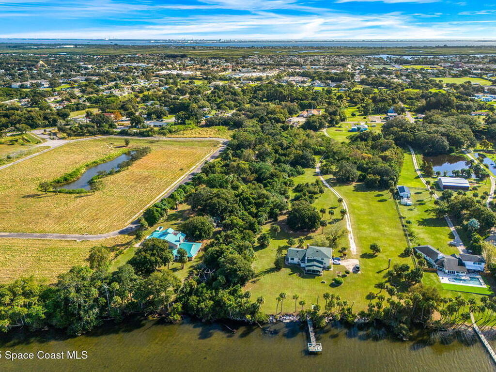 1405 N Tropical Trail, Merritt Island, FL 32953