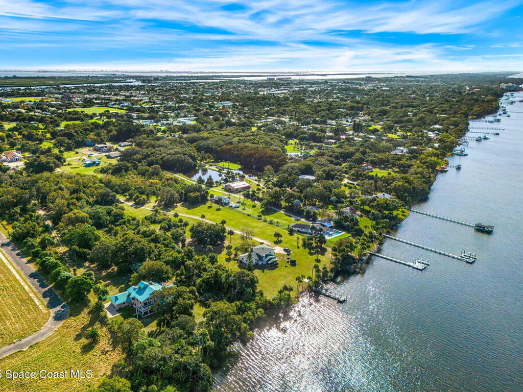 1405 N Tropical Trail, Merritt Island, FL 32953