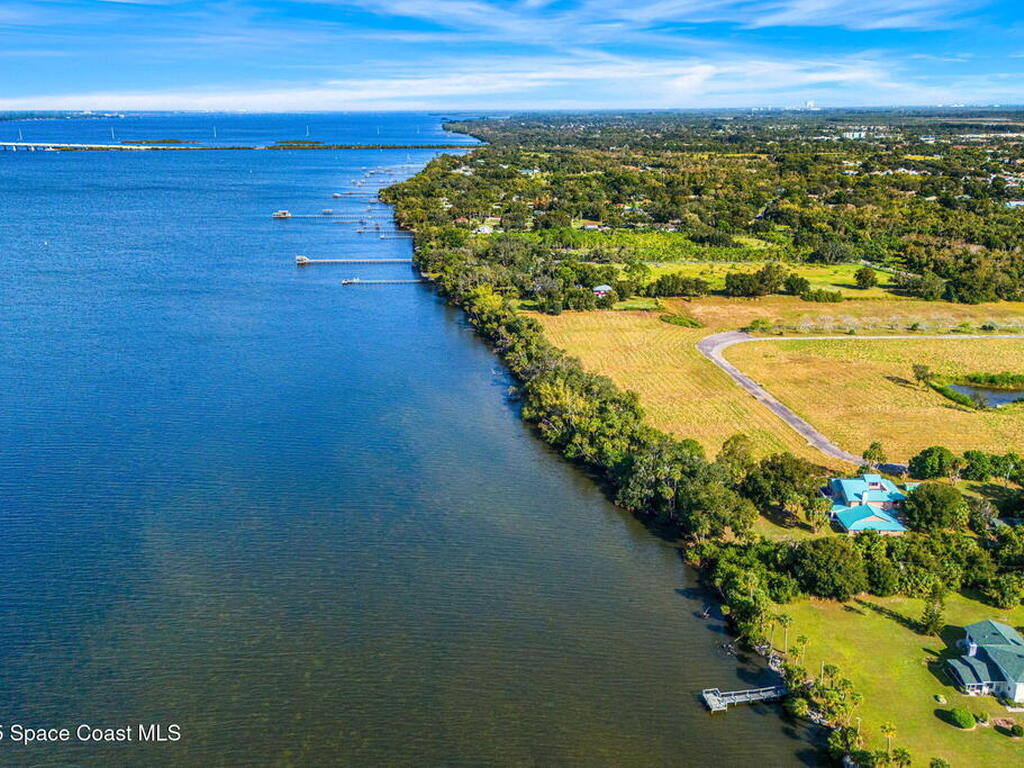 1405 N Tropical Trail, Merritt Island, FL 32953