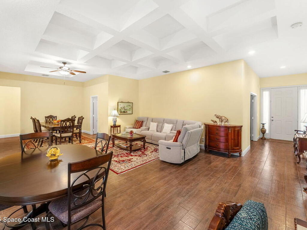 462 Gancedo Street, Palm Bay, FL 32908