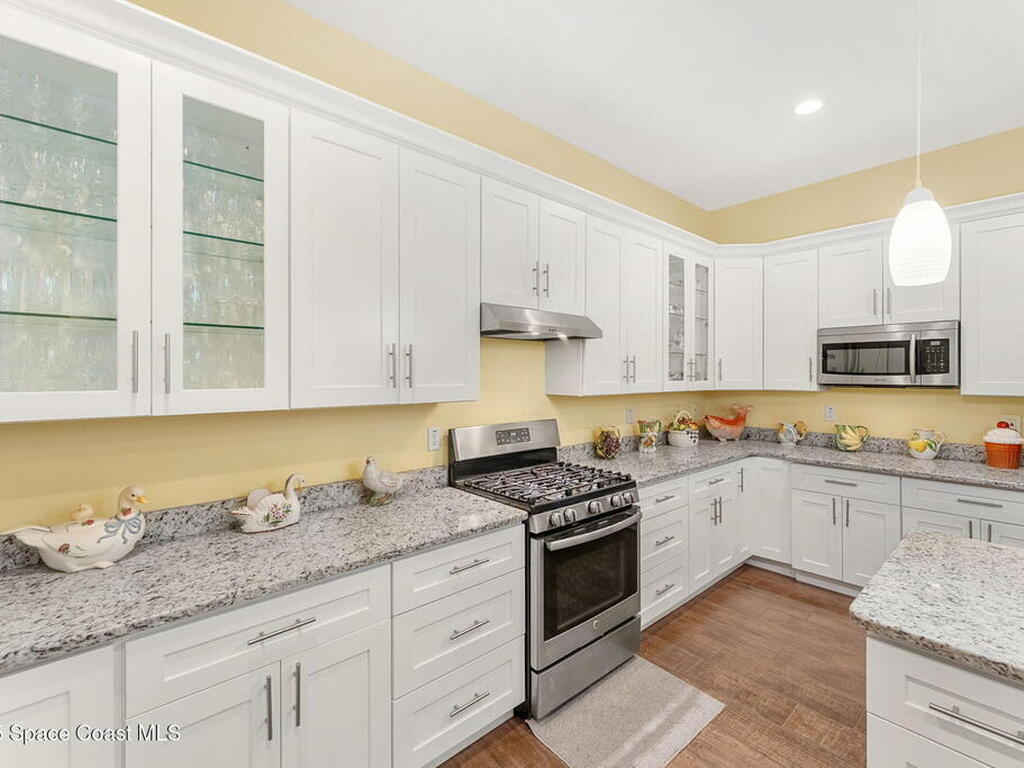 462 Gancedo Street, Palm Bay, FL 32908