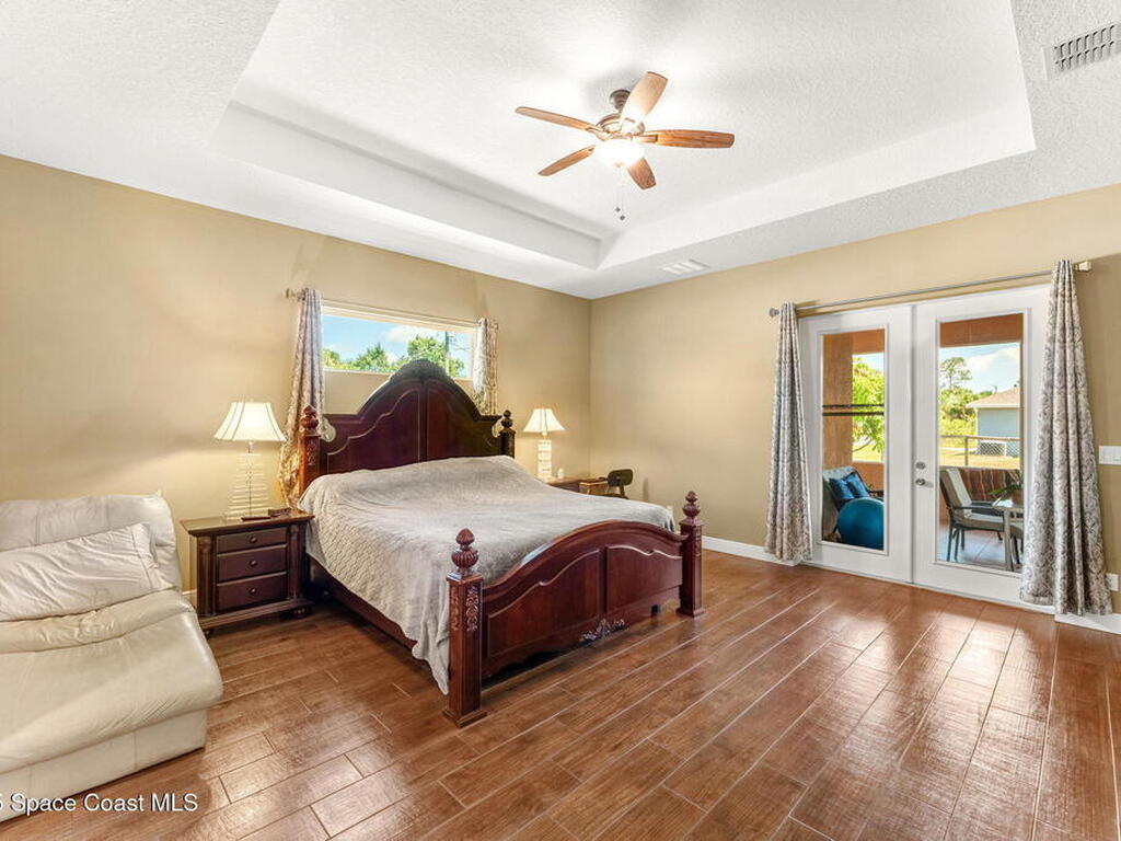 462 Gancedo Street, Palm Bay, FL 32908