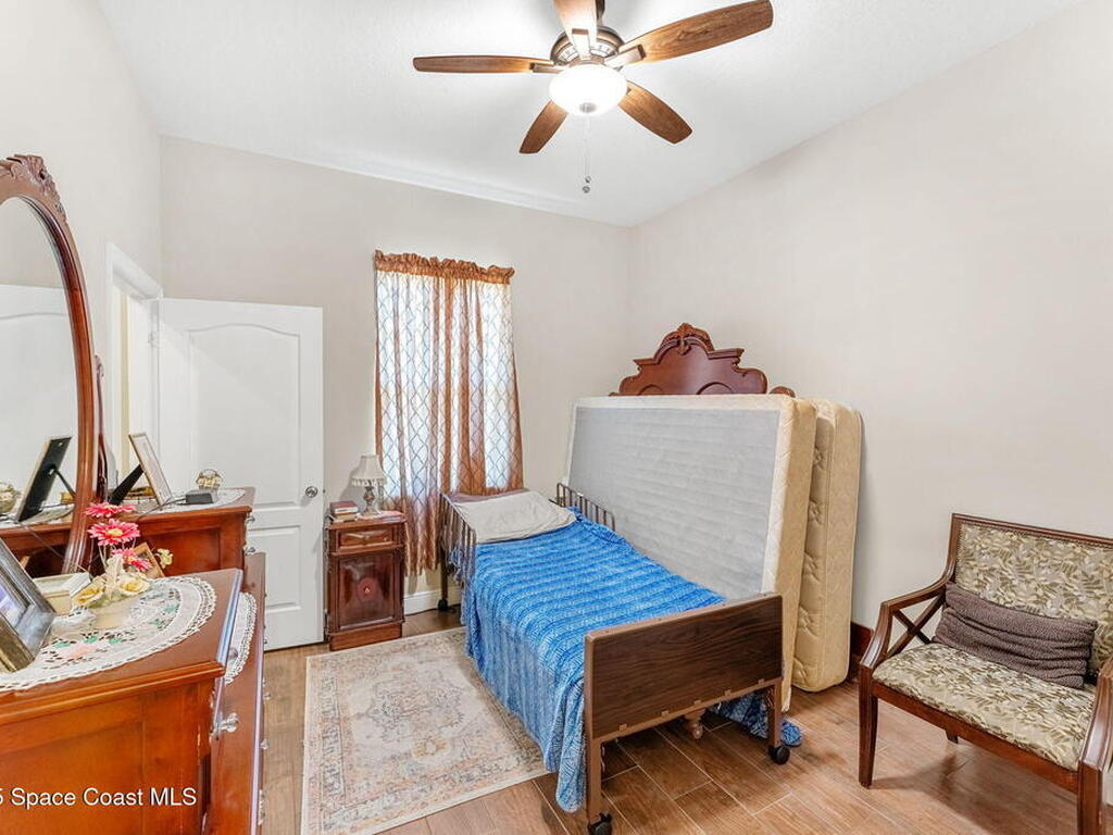 462 Gancedo Street, Palm Bay, FL 32908