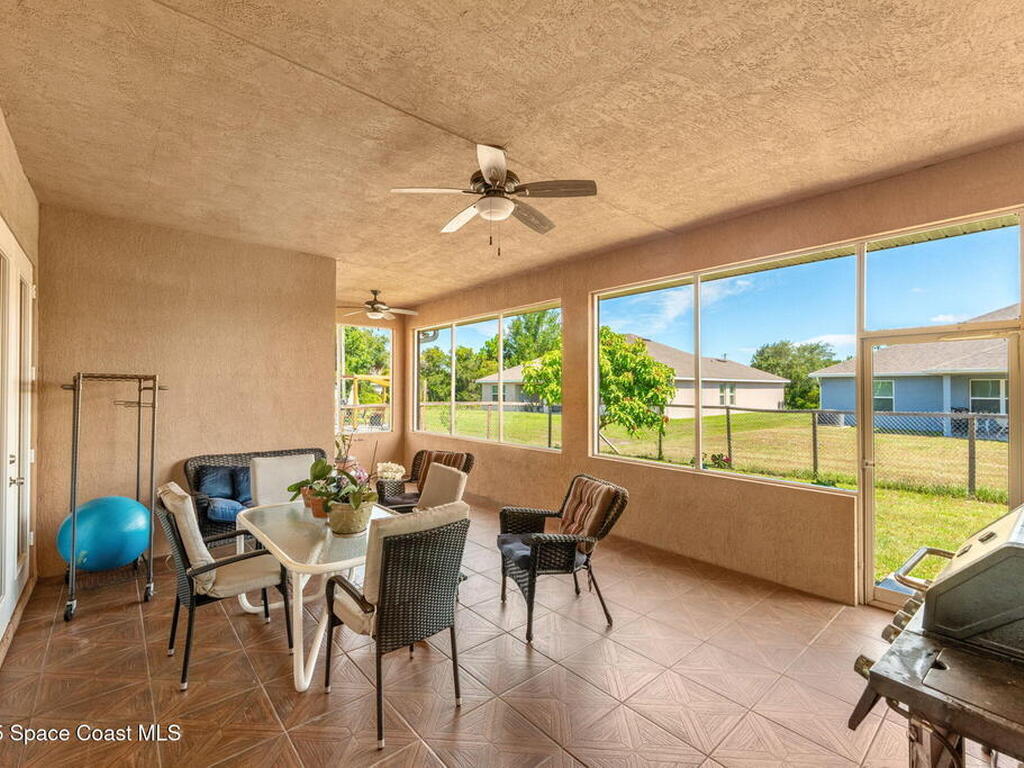 462 Gancedo Street, Palm Bay, FL 32908