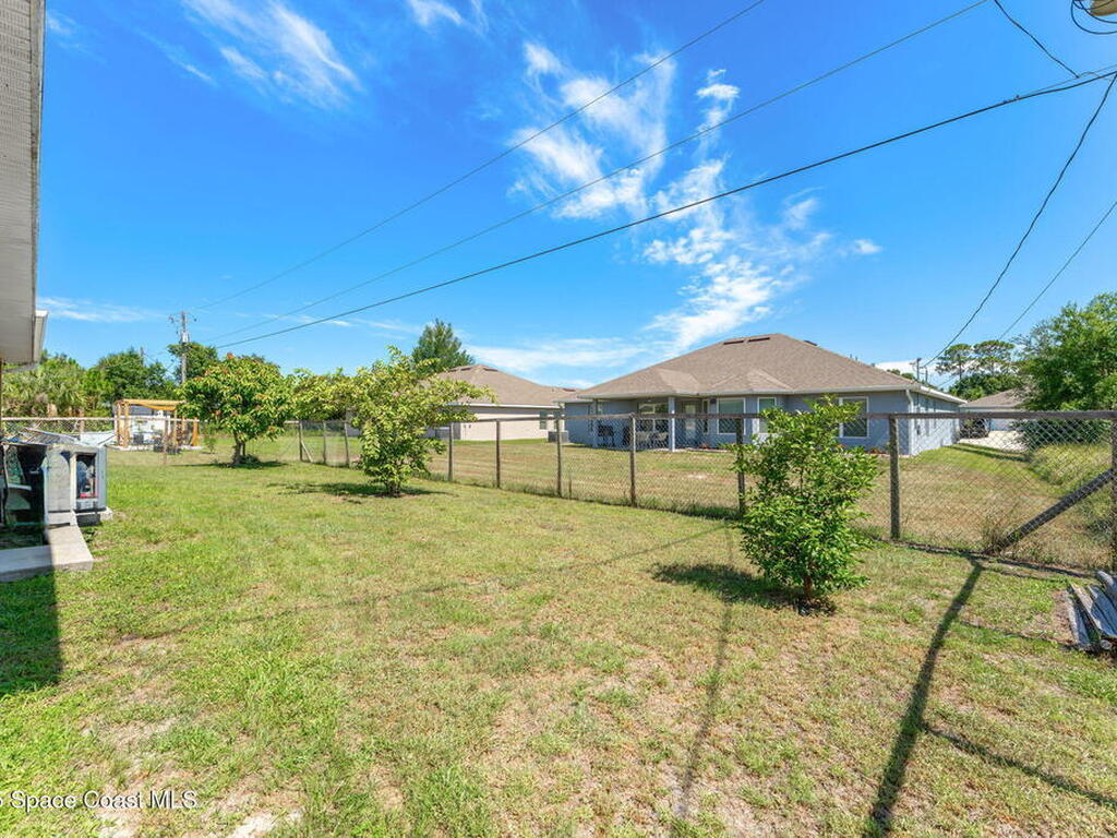 462 Gancedo Street, Palm Bay, FL 32908