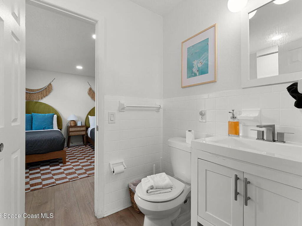 402 S Orlando Avenue, Cocoa Beach, FL 32931