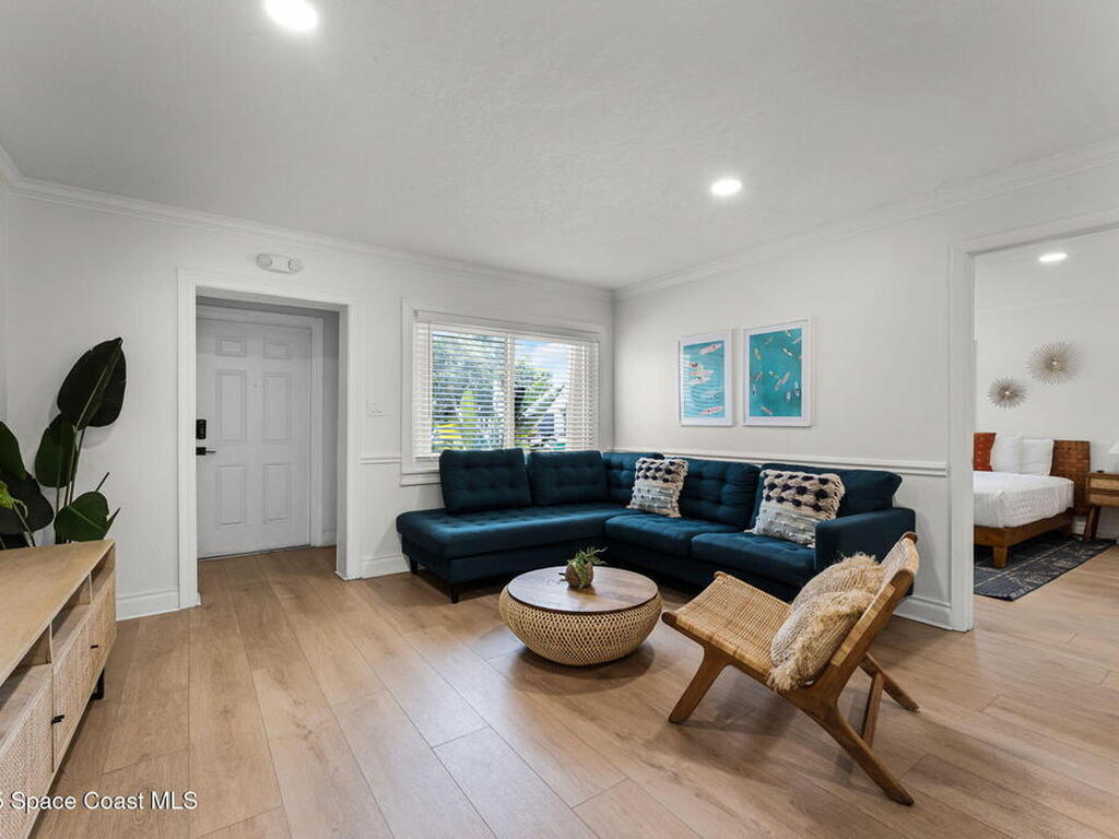 402 S Orlando Avenue, Cocoa Beach, FL 32931