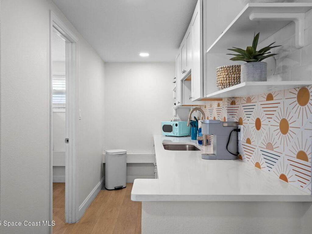 402 S Orlando Avenue, Cocoa Beach, FL 32931