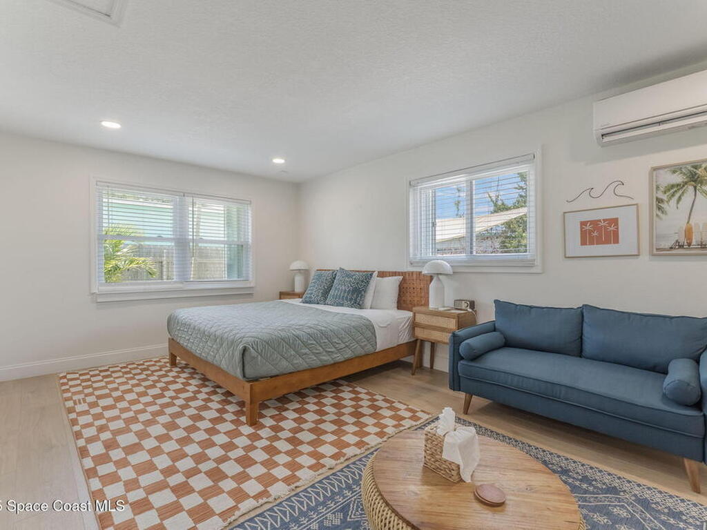 402 S Orlando Avenue, Cocoa Beach, FL 32931