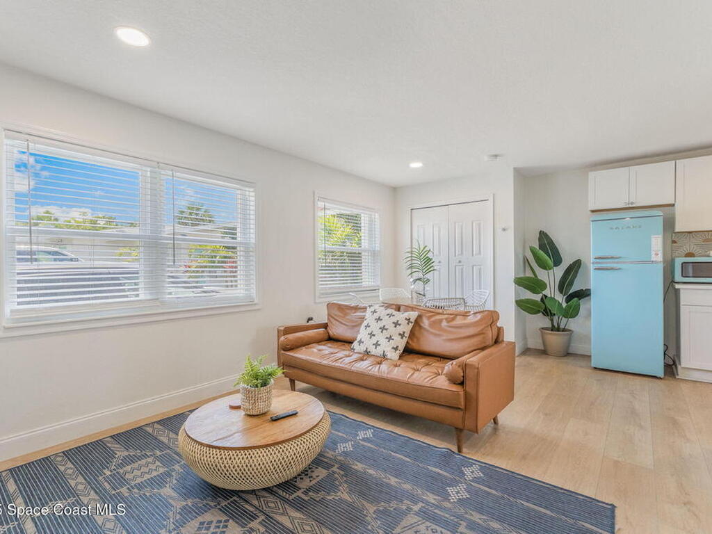 402 S Orlando Avenue, Cocoa Beach, FL 32931