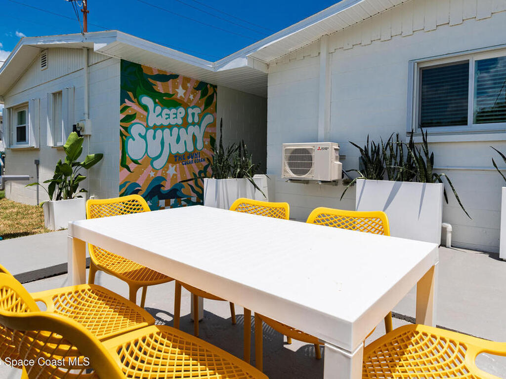 402 S Orlando Avenue, Cocoa Beach, FL 32931