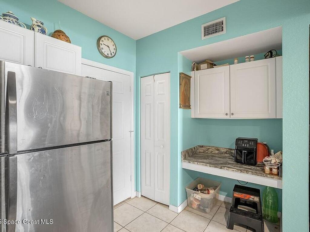 2416 57th Circle, Vero Beach, FL 32966